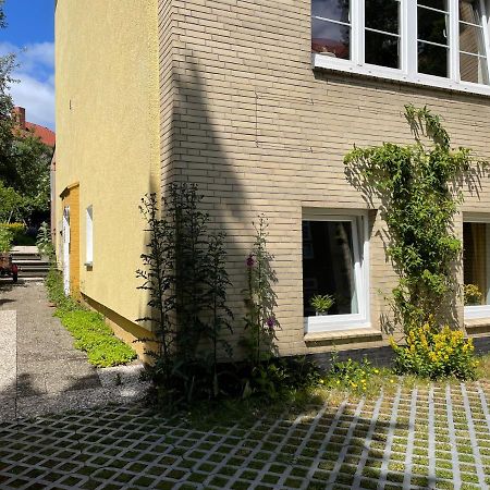Gemuetliche Sanierte 1 Zimmer Wohnung Mit Privatem Parkplatz Im Zentrum คีล ภายนอก รูปภาพ